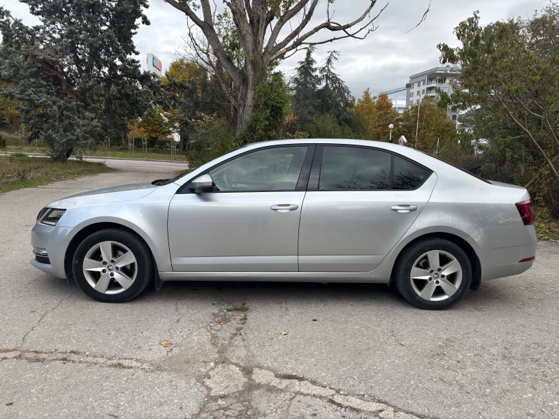 Skoda Octavia, снимка 4 - Автомобили и джипове - 52845128