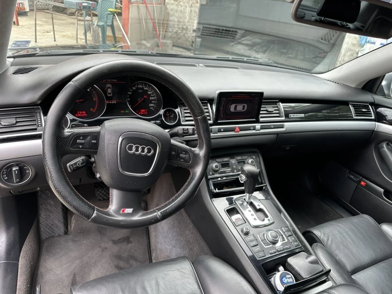 Audi A8 4.2TDI, снимка 8 - Автомобили и джипове - 52902550