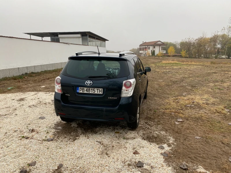 Toyota Corolla verso 2.0 D4D, снимка 3 - Автомобили и джипове - 52918484