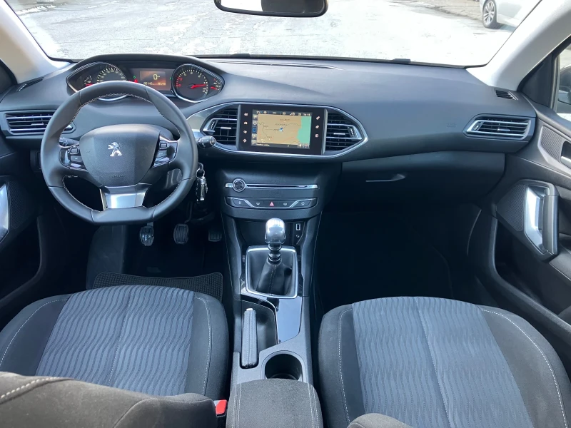Peugeot 308 1.6HDI-NAVI, снимка 10 - Автомобили и джипове - 52939153