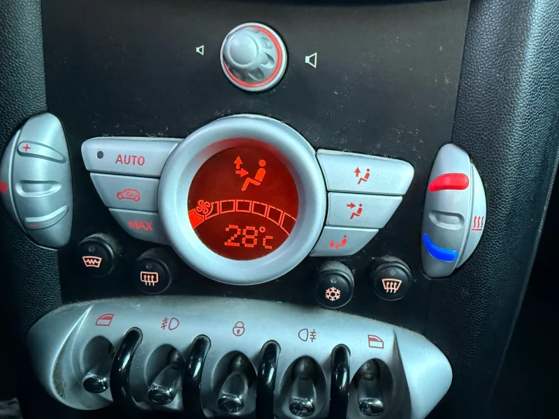 Mini Cooper s 1.6 Turbo, снимка 13 - Автомобили и джипове - 53022887