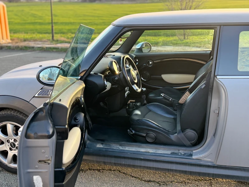 Mini Cooper s 1.6 Turbo, снимка 8 - Автомобили и джипове - 53022887