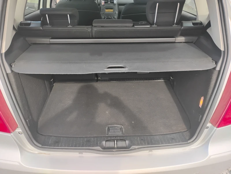 Mercedes-Benz A 150 Газ-бензин, снимка 6 - Автомобили и джипове - 53036625
