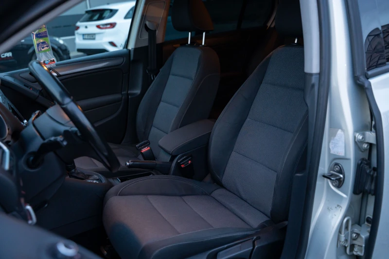 VW Golf 2.0 TDI DSG, STYLE, снимка 11 - Автомобили и джипове - 53090923