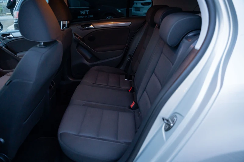 VW Golf 2.0 TDI DSG, STYLE, снимка 12 - Автомобили и джипове - 53090923