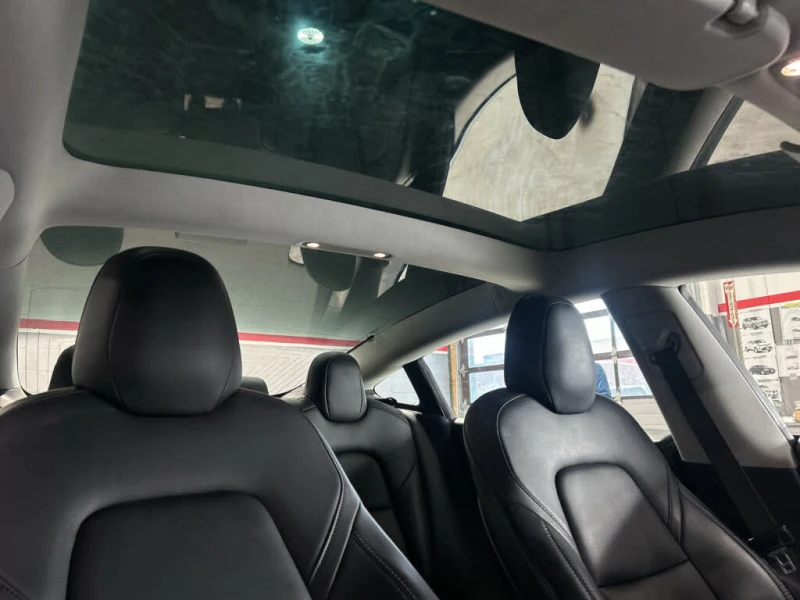 Tesla Model 3 * Standard Range Plus* АвтоКредит (ЦЕНА ДО БГ), снимка 12 - Автомобили и джипове - 53596878