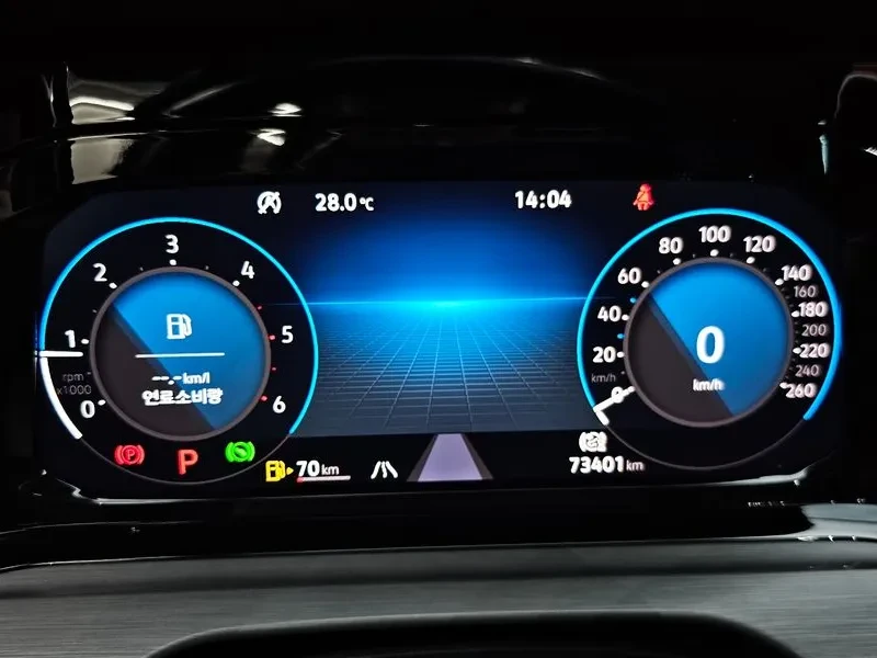 VW Golf 8Th Generation 2.0 Tdi Prestige, снимка 8 - Автомобили и джипове - 55221742