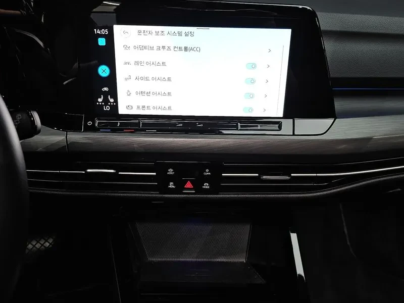 VW Golf 8Th Generation 2.0 Tdi Prestige, снимка 12 - Автомобили и джипове - 55221742
