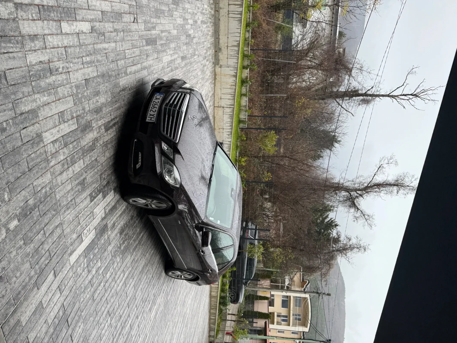 Mercedes-Benz E 350 4matic, снимка 1