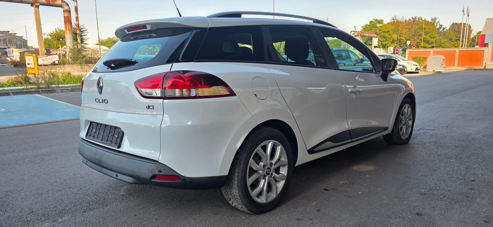 Renault Clio 1.5dCi//AVTOMAT//NAVI//���������// | Mobile.bg � ����������� 5