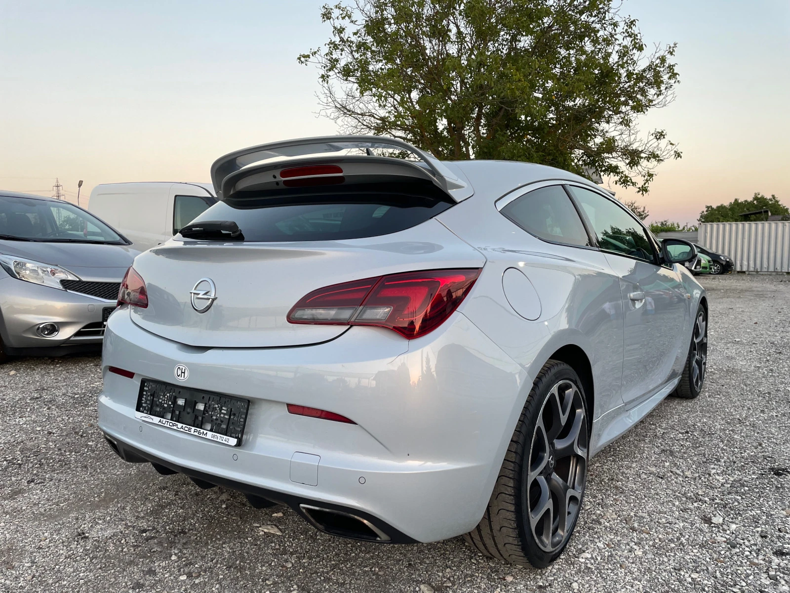 Opel Astra 2.0Turbo/OPC/280к.с/ - изображение 5