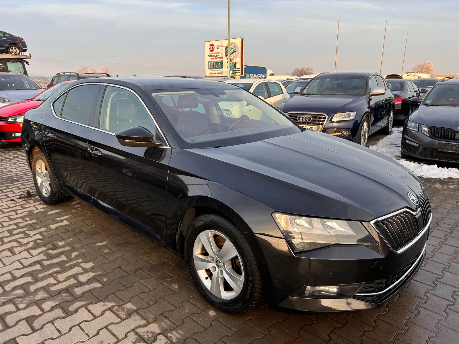 Skoda Superb 1.6TDI AVTOMAT/NAVI/KOJA EURO 6 - изображение 4