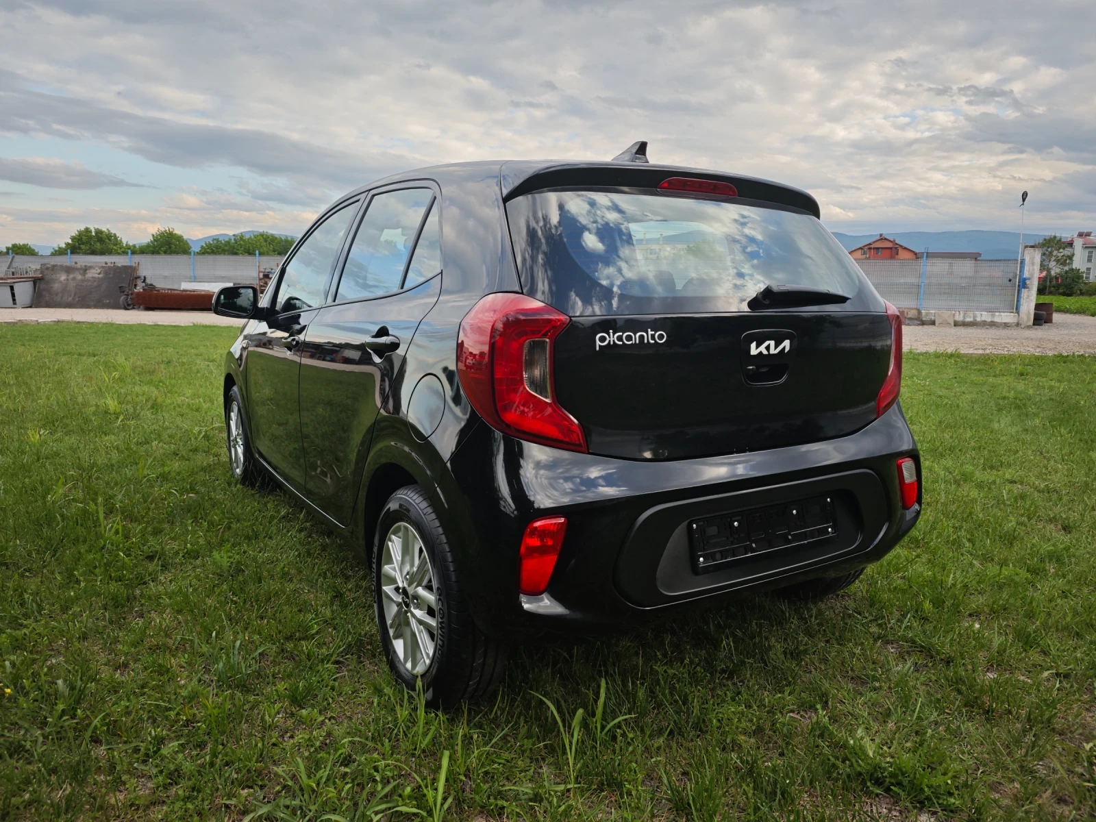 Kia Picanto НОВА* MPI* NAVI* CARPLAY* KAMERA* FULL*  - изображение 5