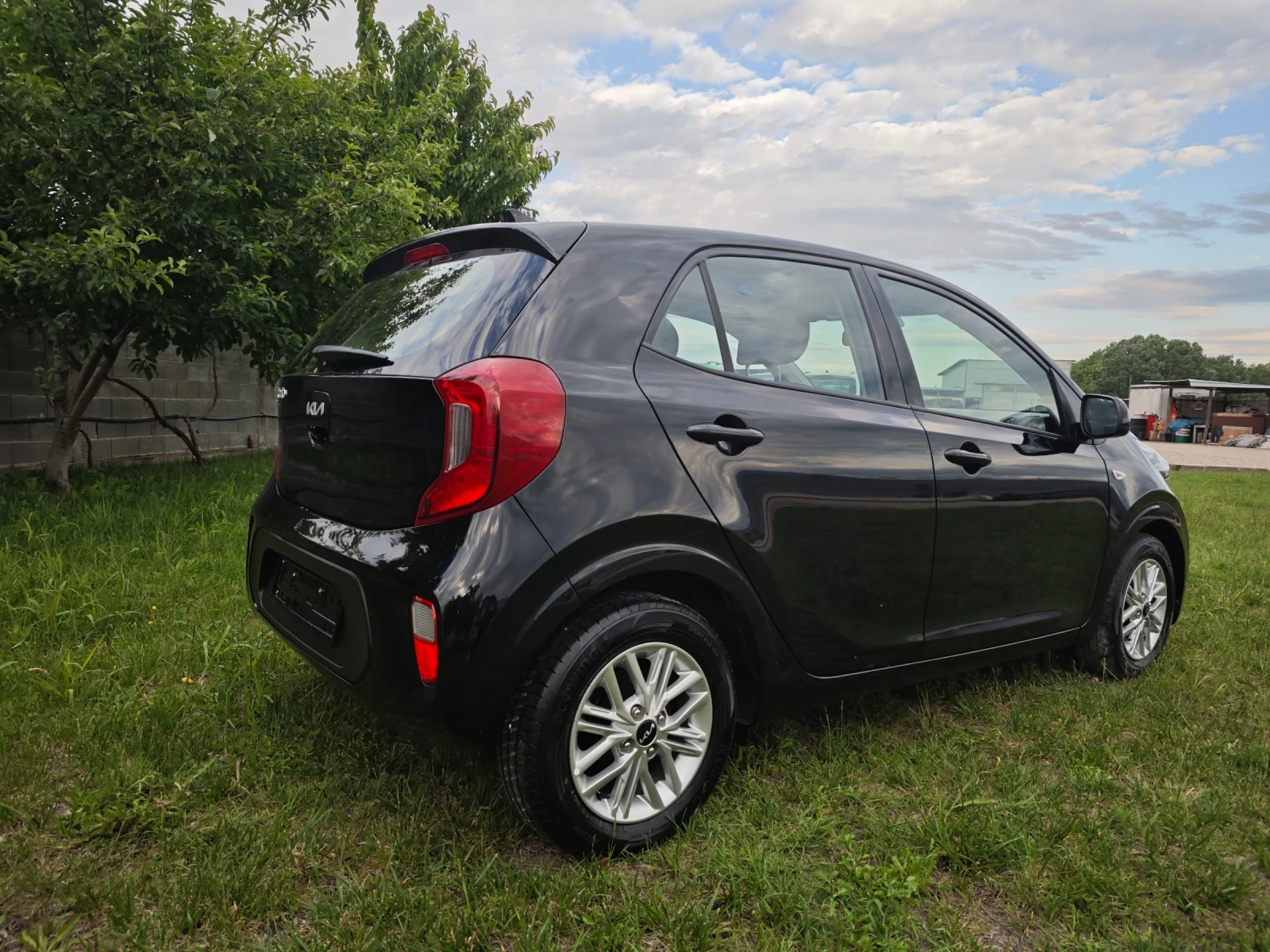 Kia Picanto НОВА* MPI* NAVI* CARPLAY* KAMERA* FULL*  - изображение 4