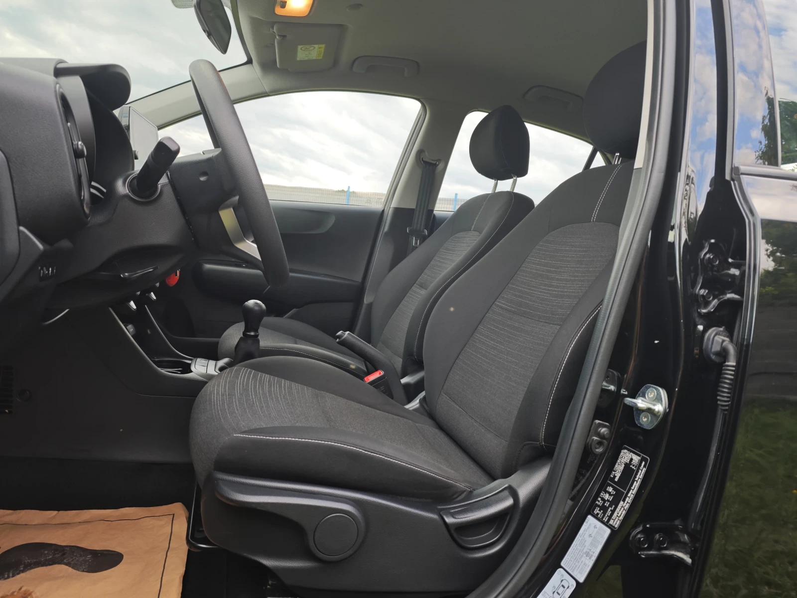 Kia Picanto НОВА* MPI* NAVI* CARPLAY* KAMERA* FULL*  - изображение 8