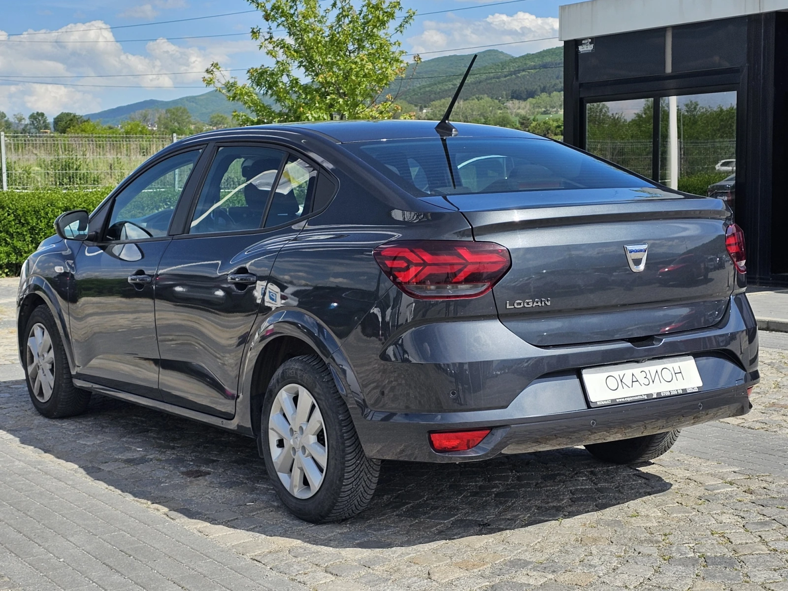 Dacia Logan 1.0 - изображение 7