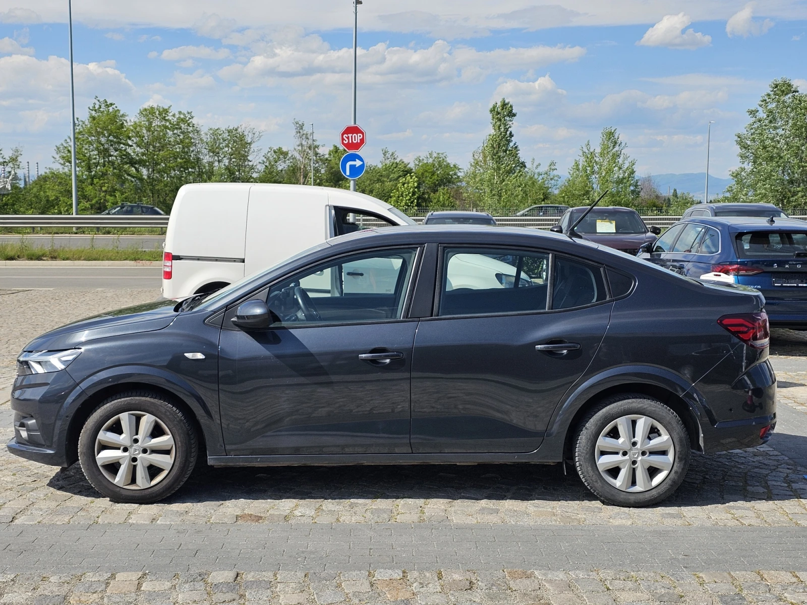Dacia Logan 1.0 - изображение 4