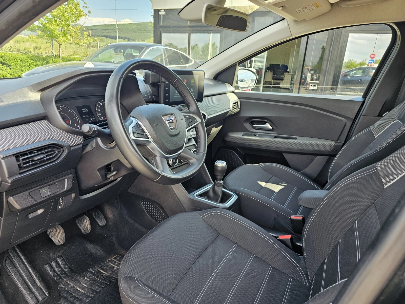 Dacia Logan 1.0 - изображение 10