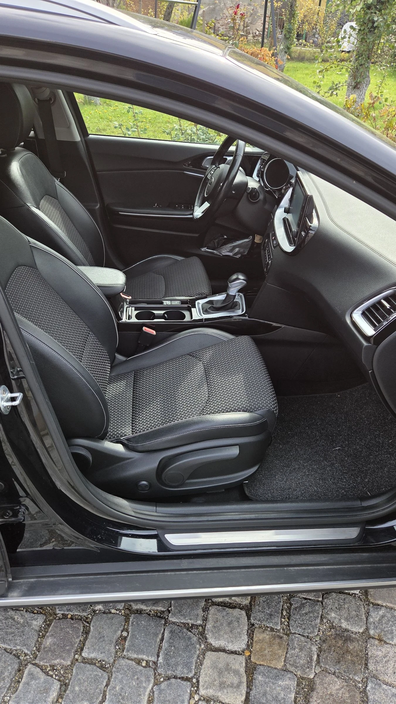 Kia XCeed 1.4 GDI Executive 80k   | Mobile.bg   16