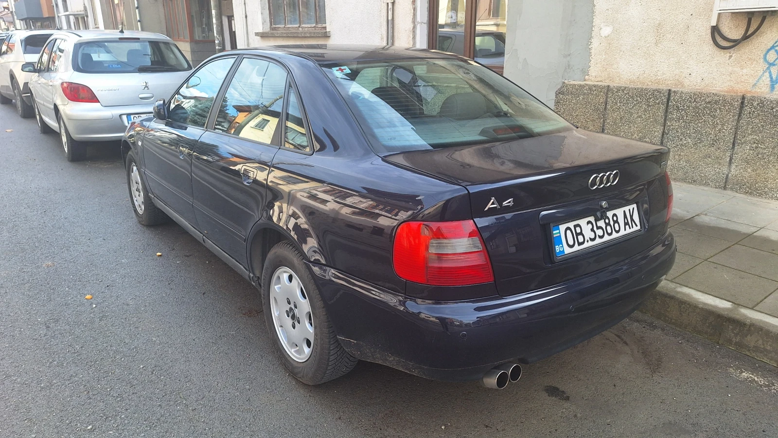Audi A4 | Mobile.bg   2