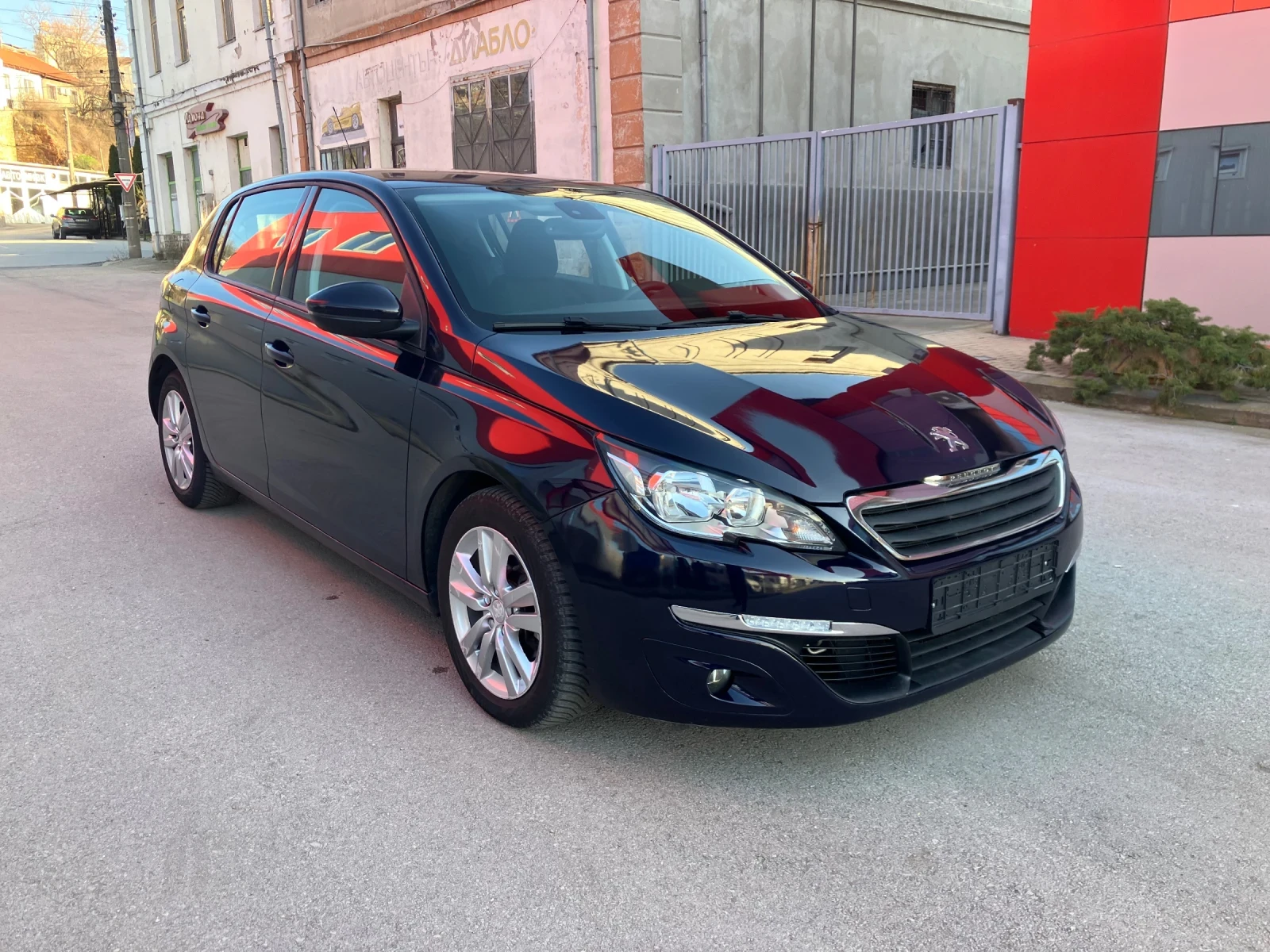 Peugeot 308 1.6HDI-NAVI, снимка 3 - Автомобили и джипове - 52939153