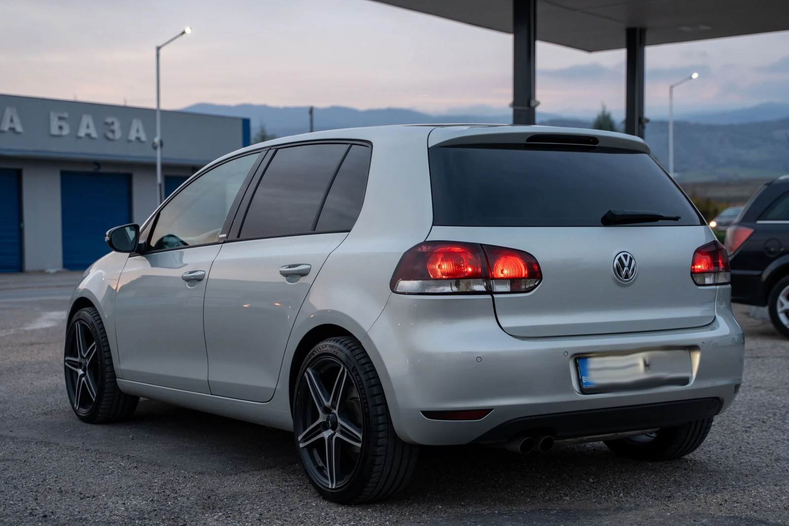 VW Golf 2.0 TDI DSG, STYLE - изображение 4