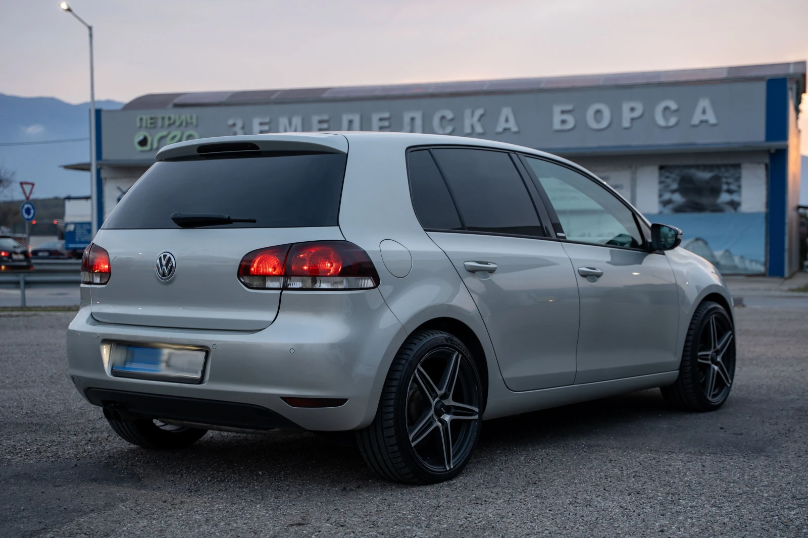 VW Golf 2.0 TDI DSG, STYLE - изображение 6