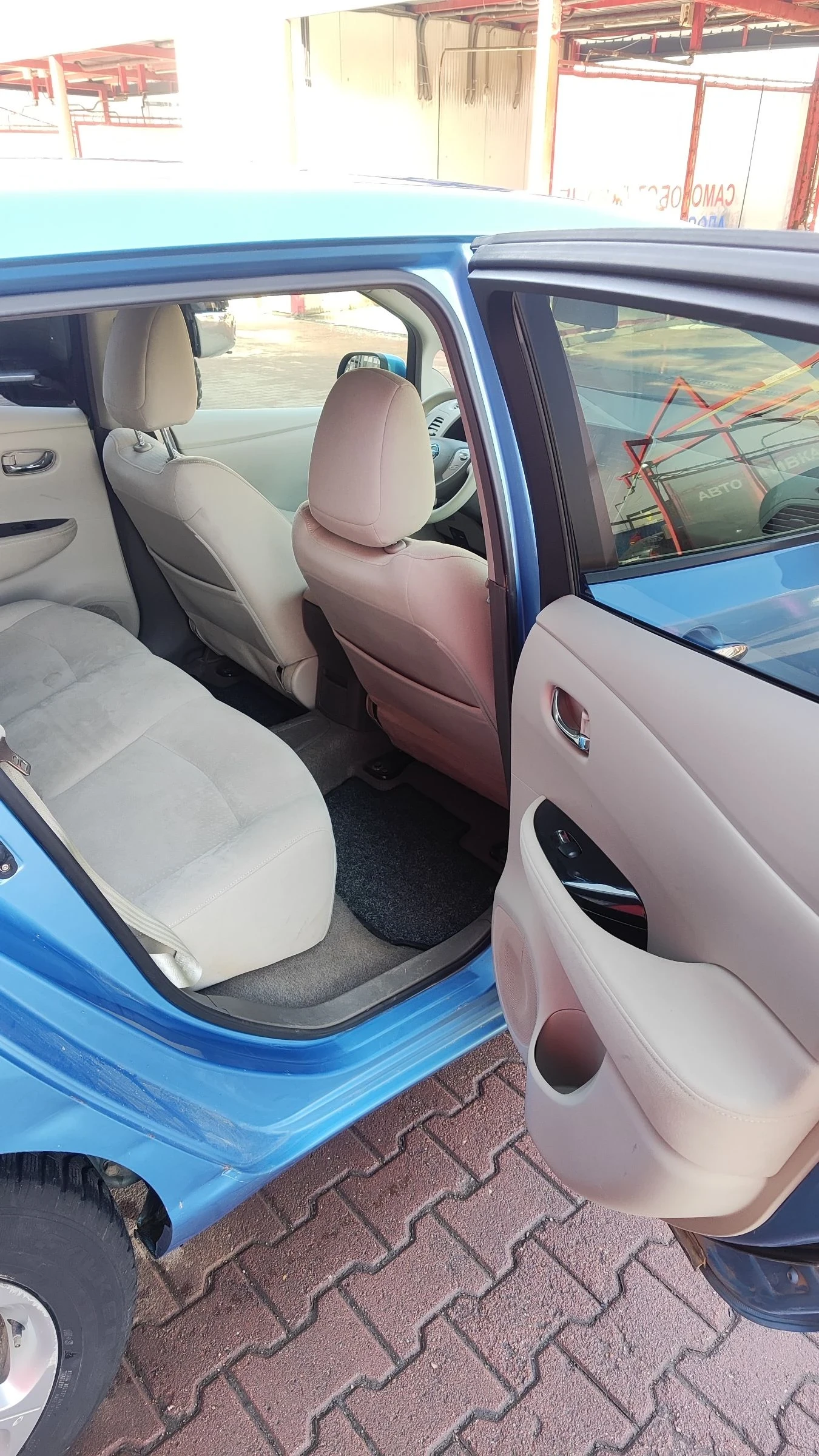 Nissan Leaf , снимка 9 - Автомобили и джипове - 53862917