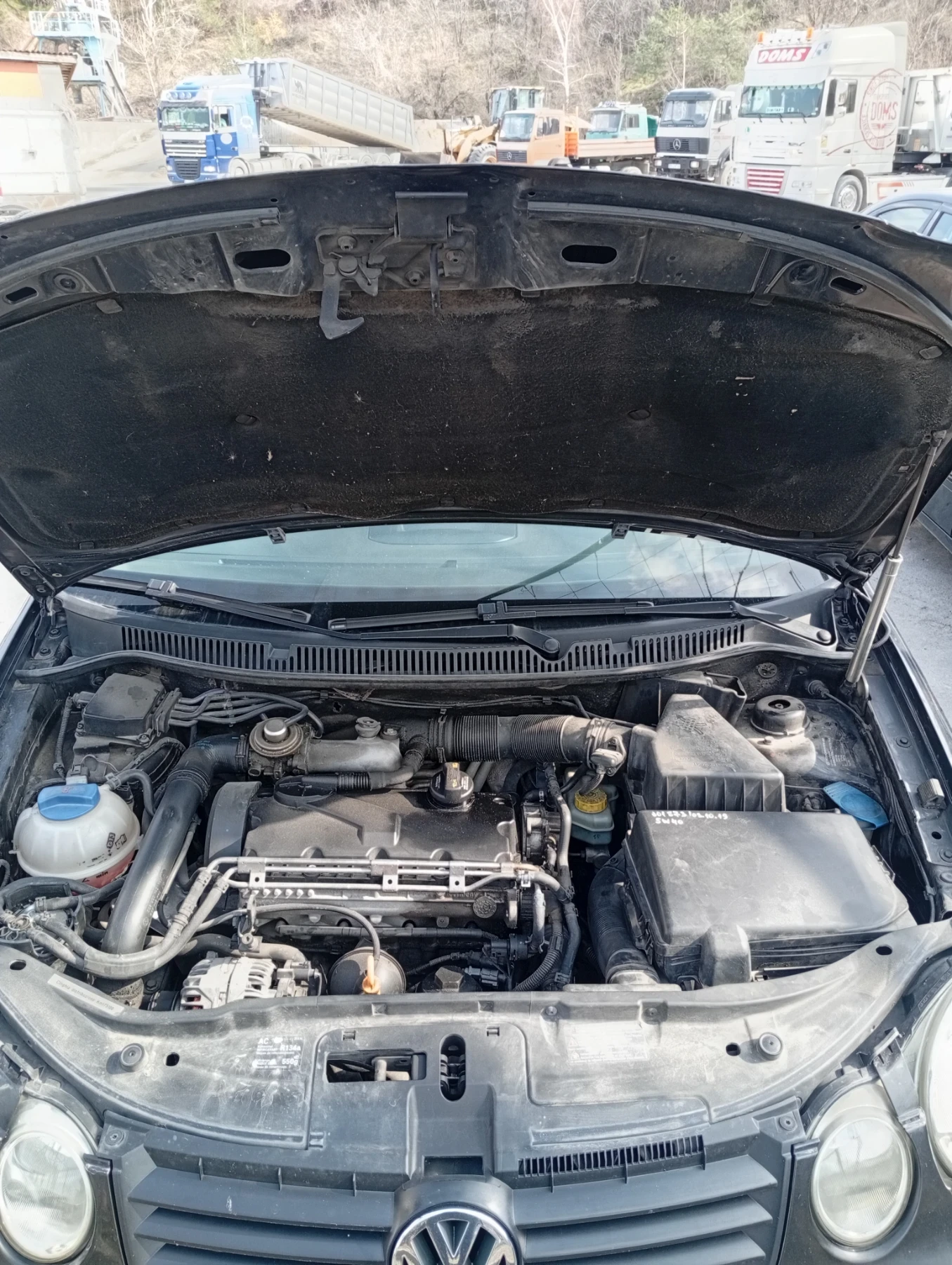 VW Polo 2, снимка 2 - Автомобили и джипове - 53874405