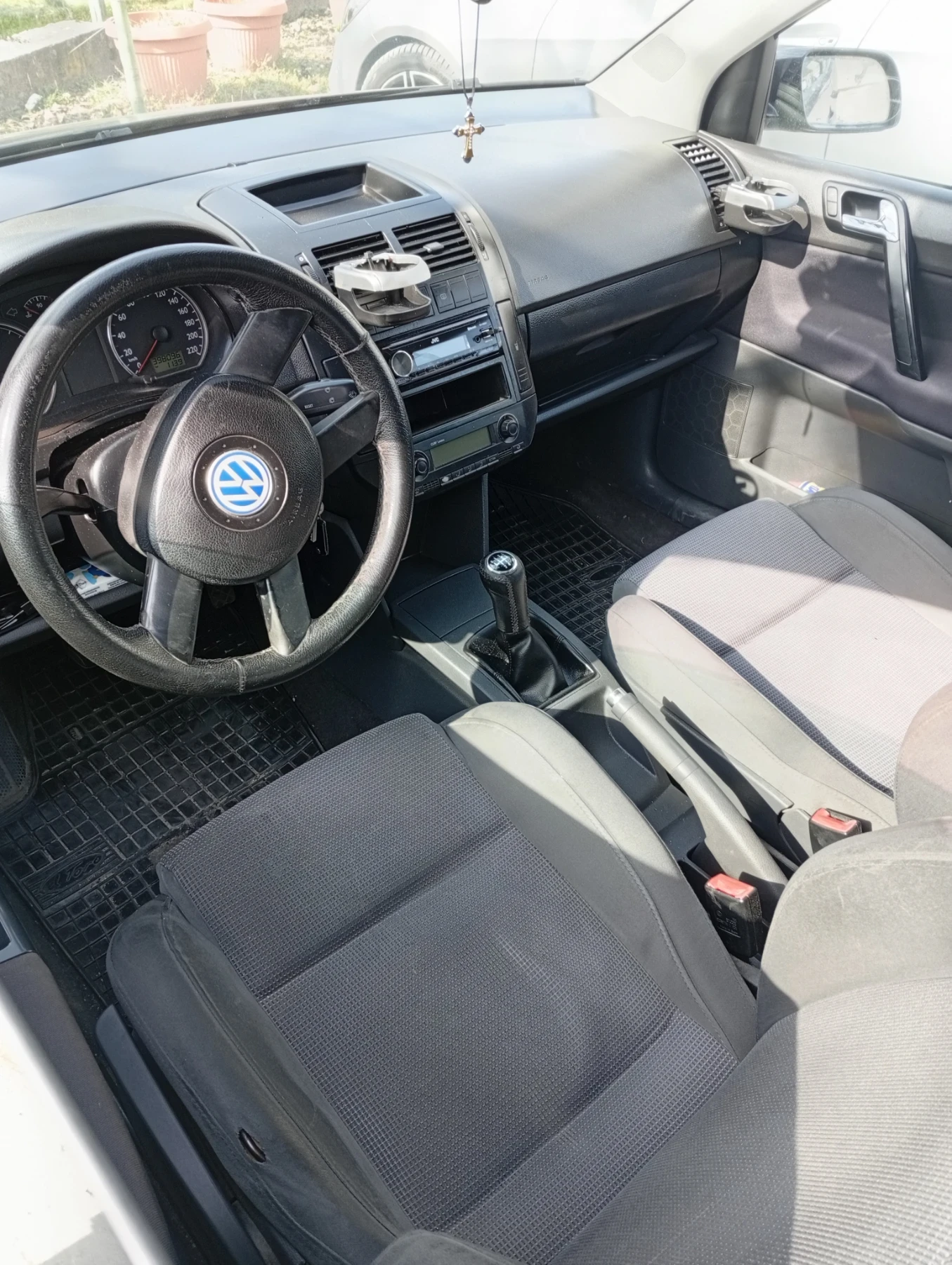 VW Polo 2, снимка 5 - Автомобили и джипове - 53874405