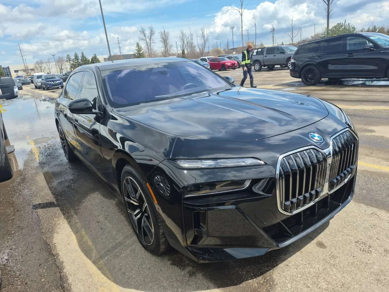 BMW i7 XDRIVE60| BOWERS & WILKINS| MASSAGE| SWAROWSKI| , снимка 2 - Автомобили и джипове - 54203044