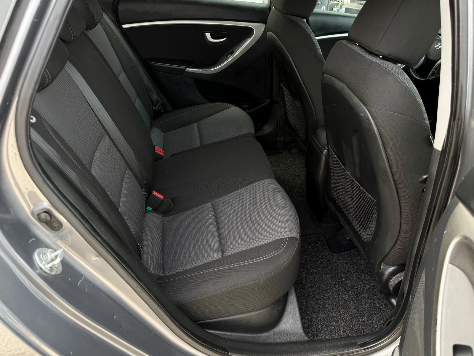 Hyundai I30 1.6CRDI-FIFA WORLD CUP EDITION-��������� | Mobile.bg � ����������� 13