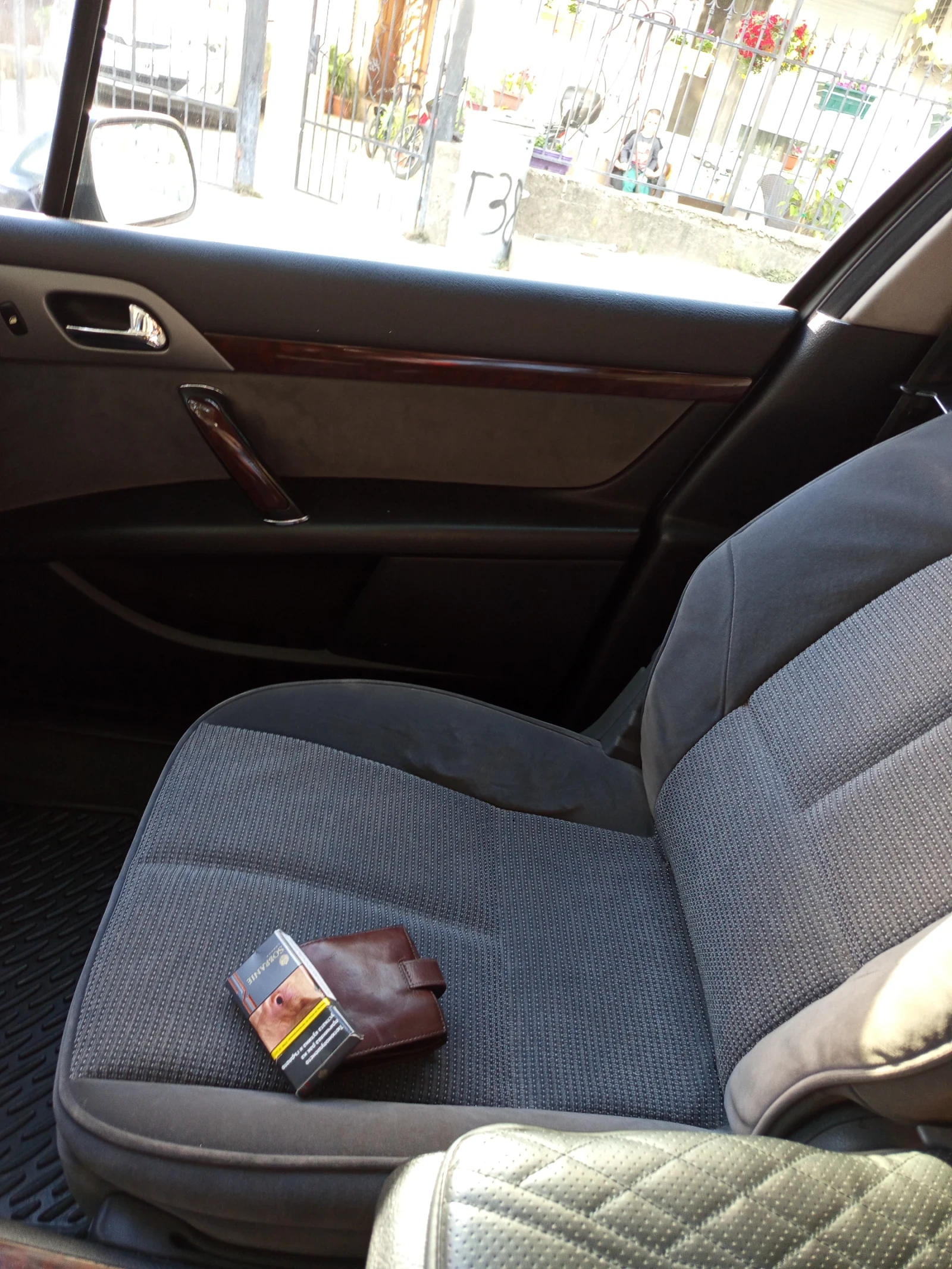 Peugeot 407, снимка 11 - Автомобили и джипове - 54670850