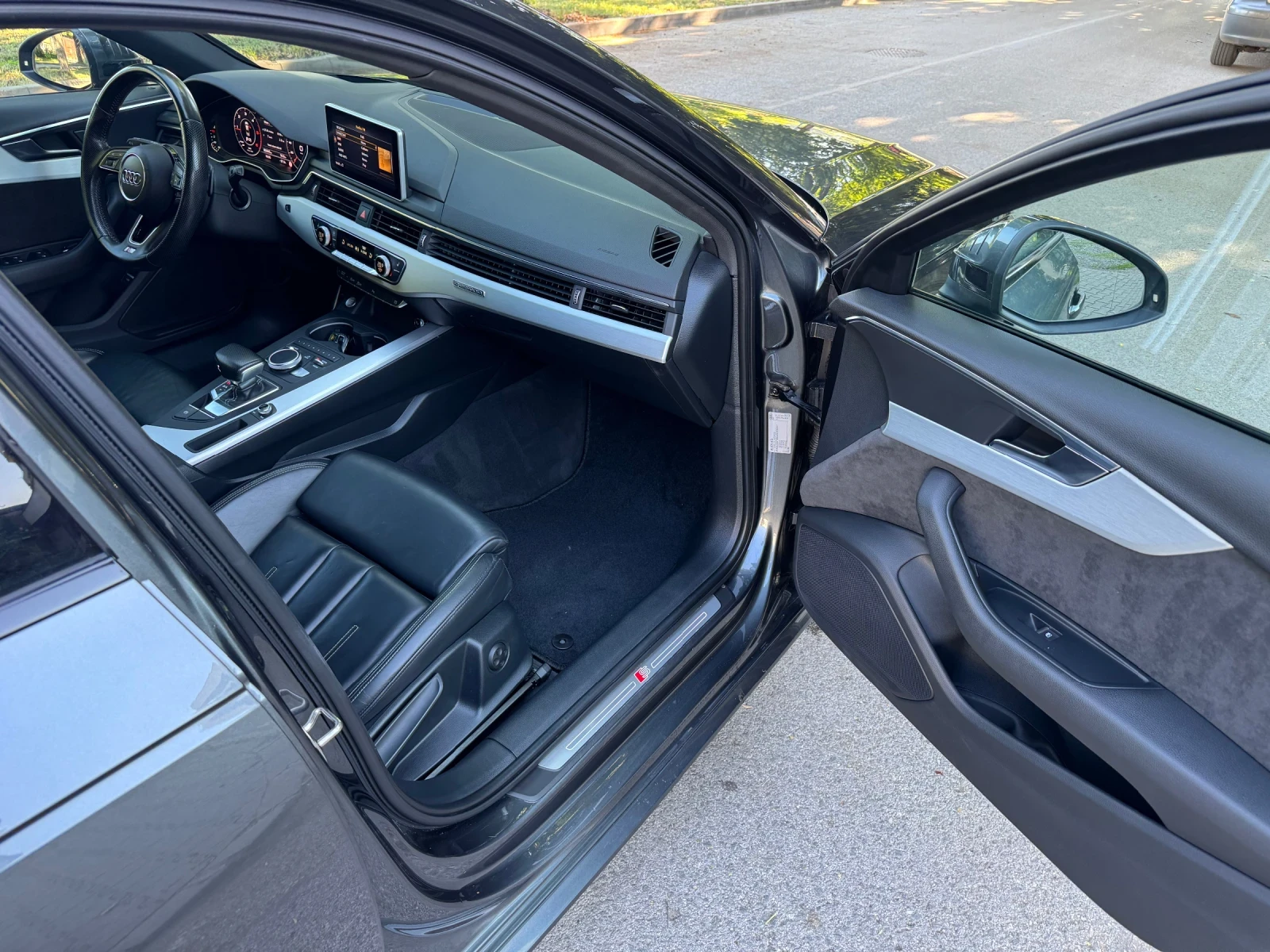 Audi A4 2.0TDI Quattro , снимка 11 - Автомобили и джипове - 55051287