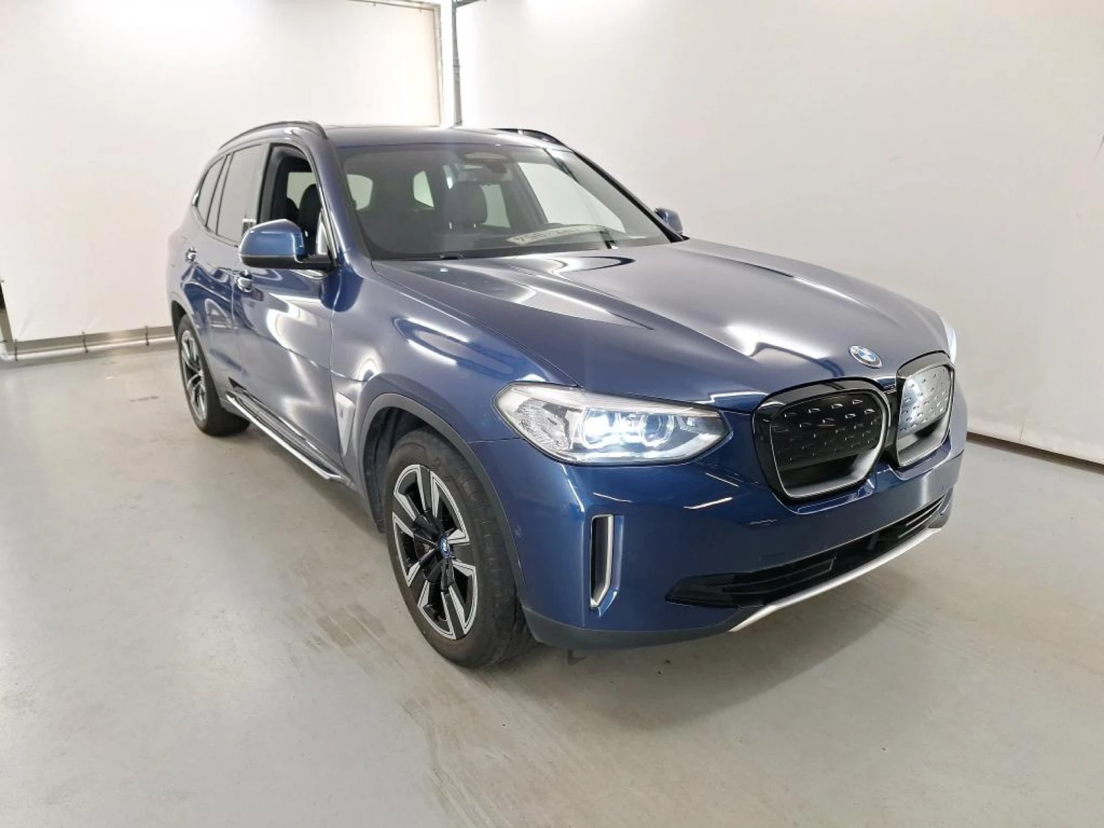 BMW iX3 Inspiring  97 SOH Лизинг, снимка 2 - Автомобили и джипове - 55080408
