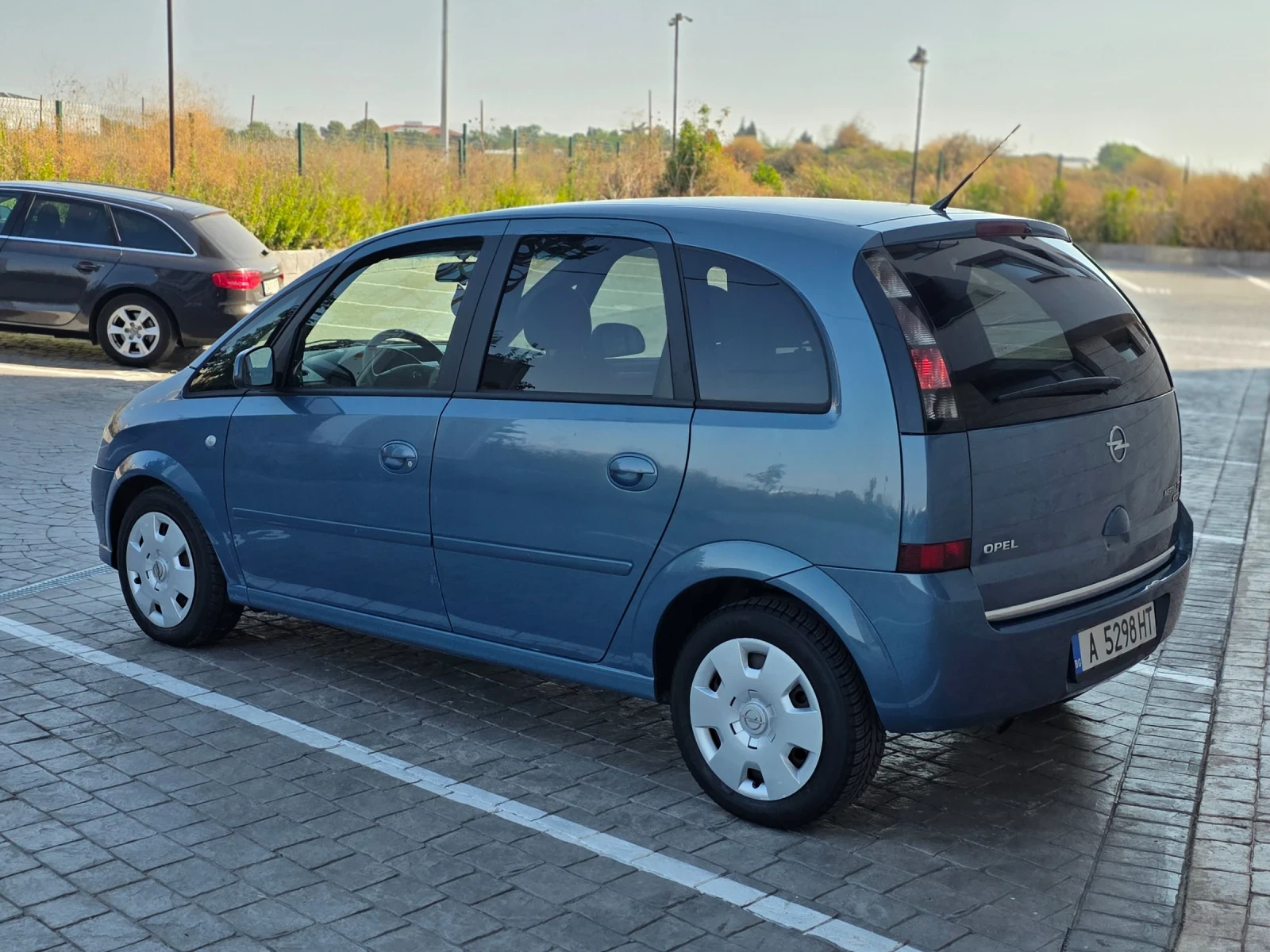 Opel Meriva 1.7 CDTI 101 коня, снимка 3 - Автомобили и джипове - 55584807