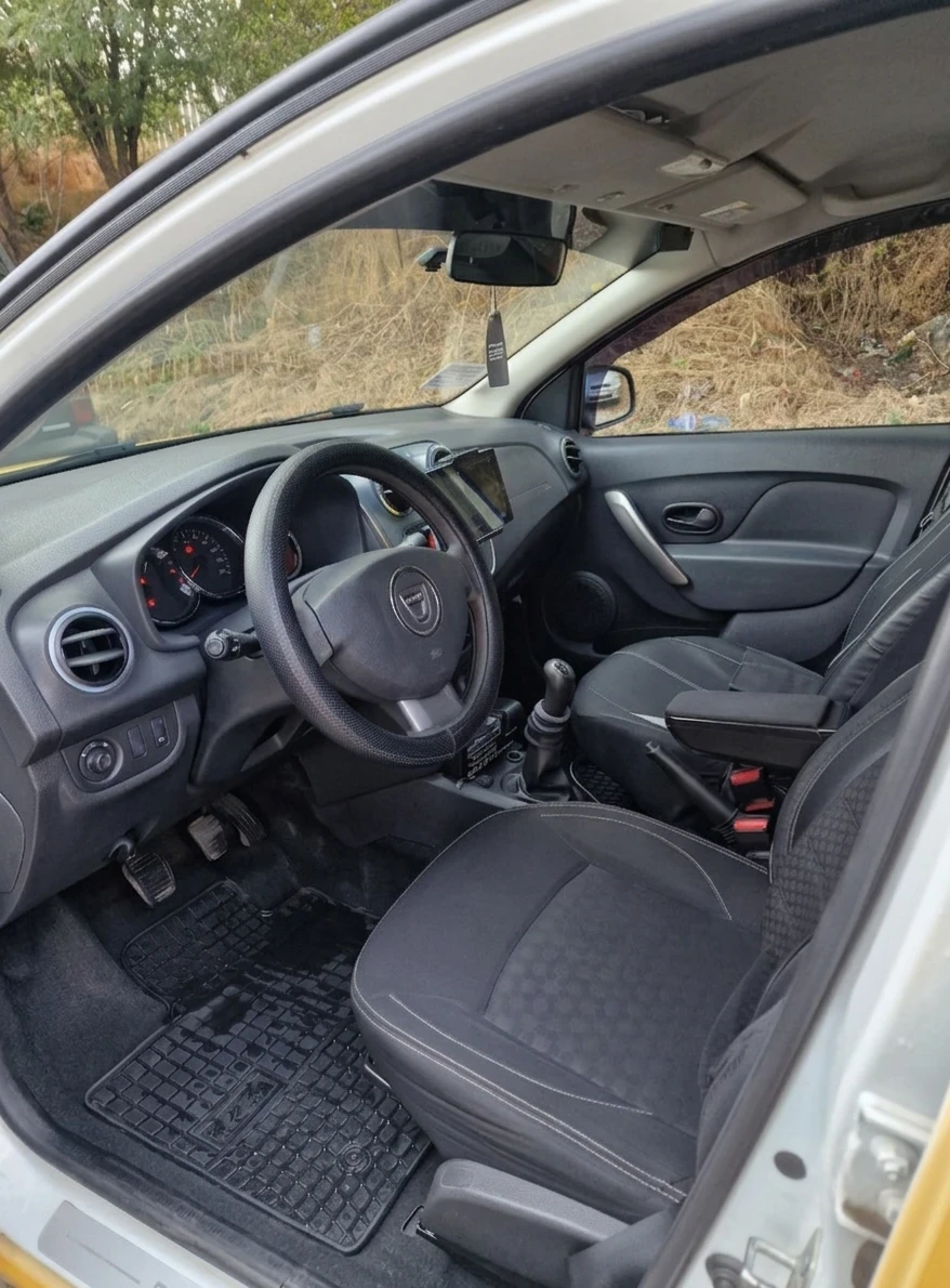 Dacia Logan, снимка 8 - Автомобили и джипове - 55588034