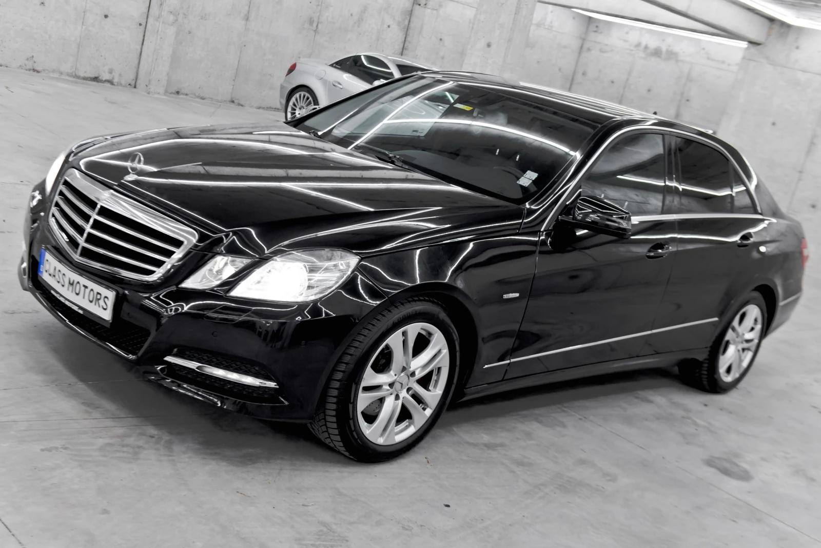 Mercedes-Benz E 250 D* Avantgarde* 7G Tronic, снимка 2 - Автомобили и джипове - 56096068
