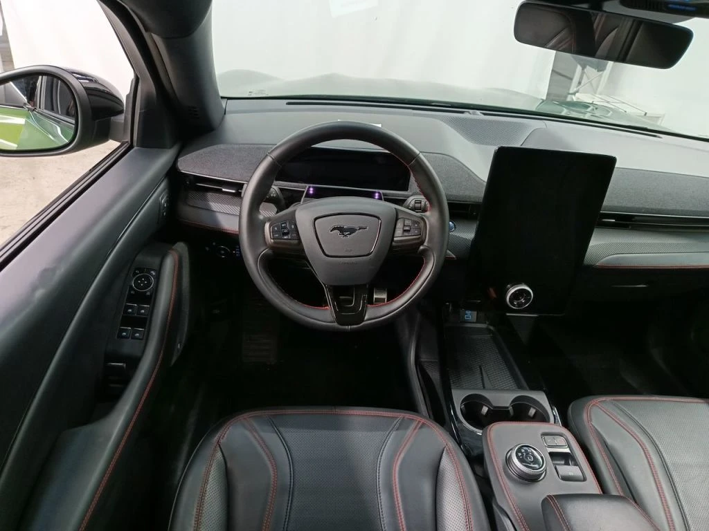 Ford Mustang Mach-E 91kWh Extended Range Premium LED Navi 95.5% SoH, снимка 9 - Автомобили и джипове - 56223821