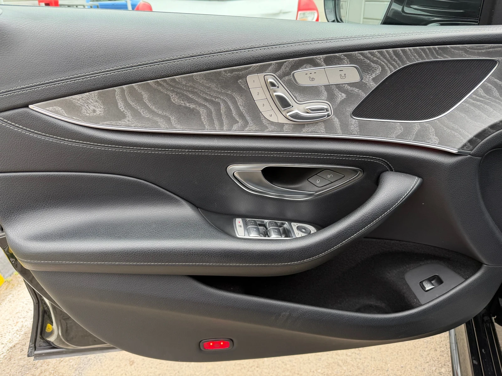 Mercedes-Benz CLS 350 4matic, снимка 13 - Автомобили и джипове - 56436821