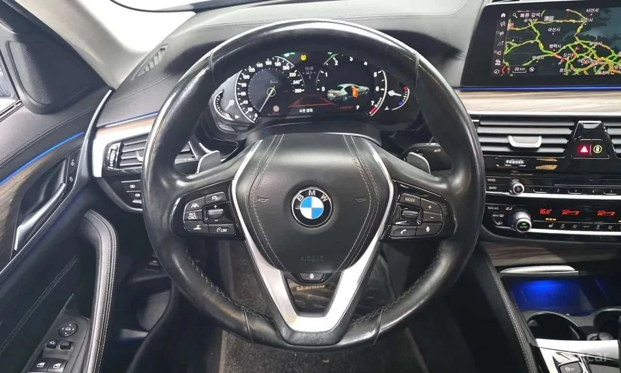 BMW 530, снимка 11 - Автомобили и джипове - 56710545