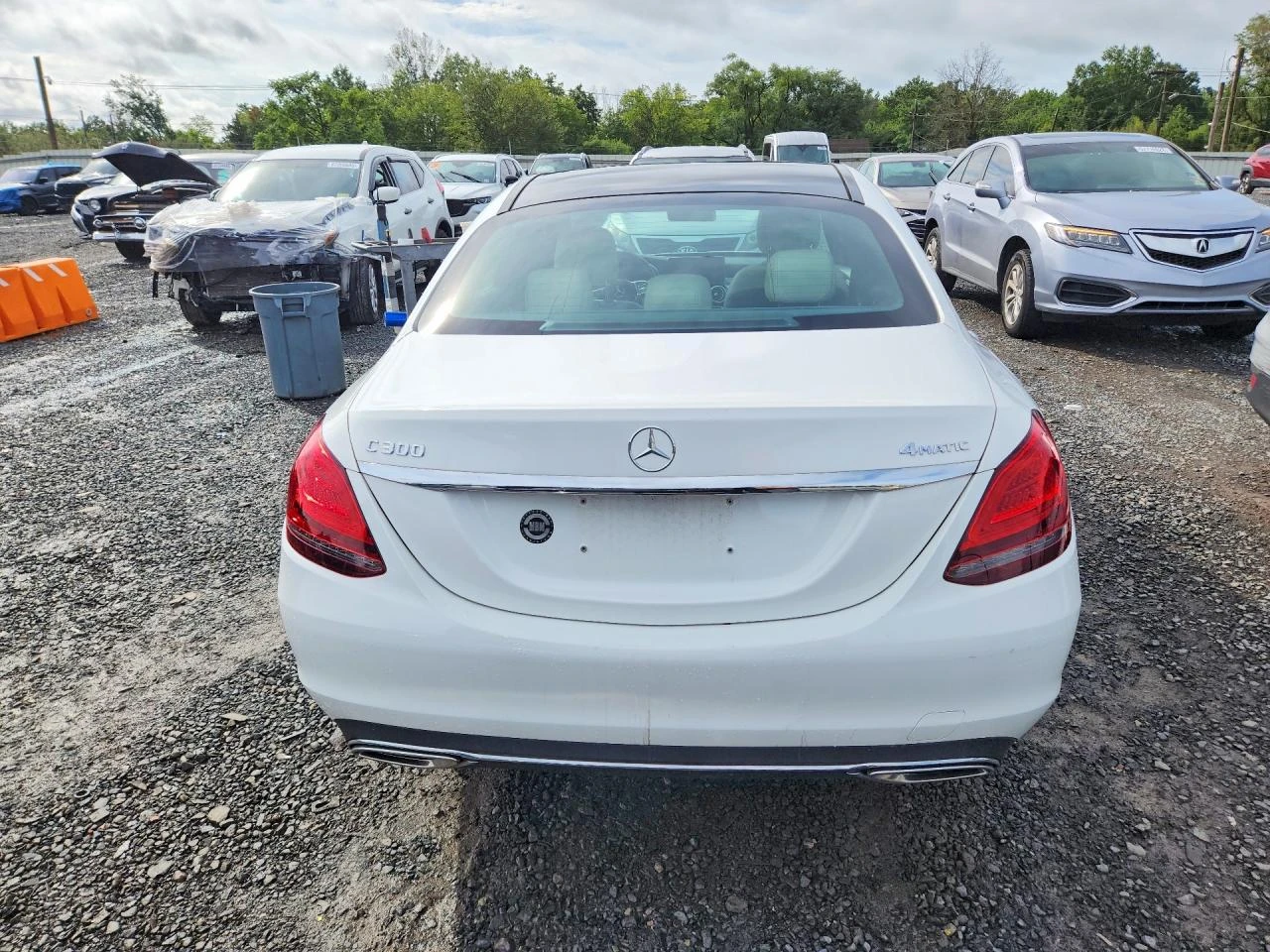 Mercedes-Benz C 300 2.0l 4Matic, снимка 6 - Автомобили и джипове - 56711949