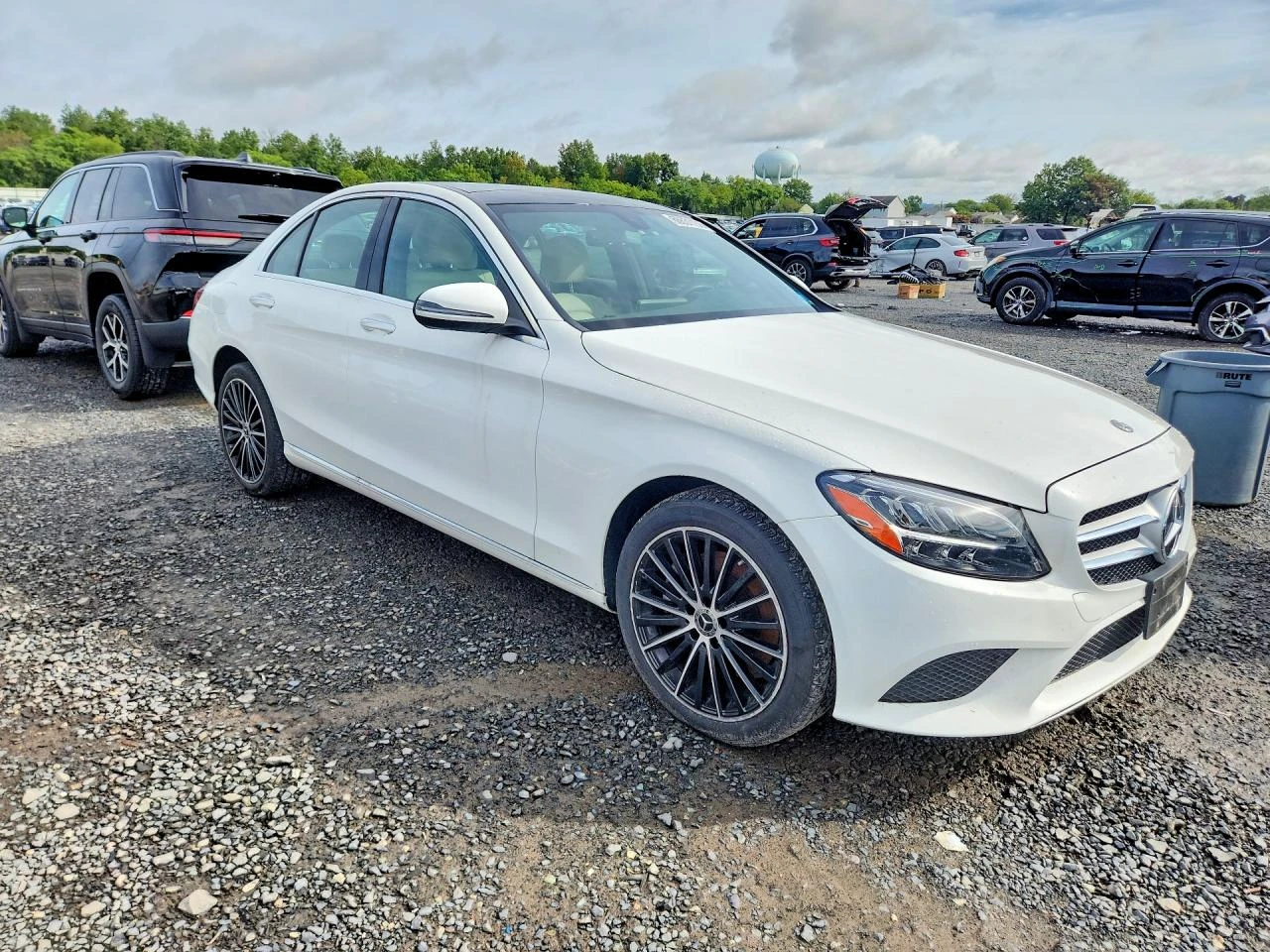 Mercedes-Benz C 300 2.0l 4Matic, снимка 4 - Автомобили и джипове - 56711949