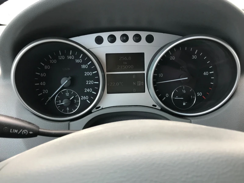 Mercedes-Benz ML 320 320cdi 4 matic, снимка 11 - Автомобили и джипове - 47527239