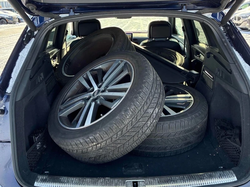 Audi Q5 2018 Technik * CARFAX * БЕЗ ПЪРВОНАЧАЛНА ВНОСКА, снимка 14 - Автомобили и джипове - 52969150