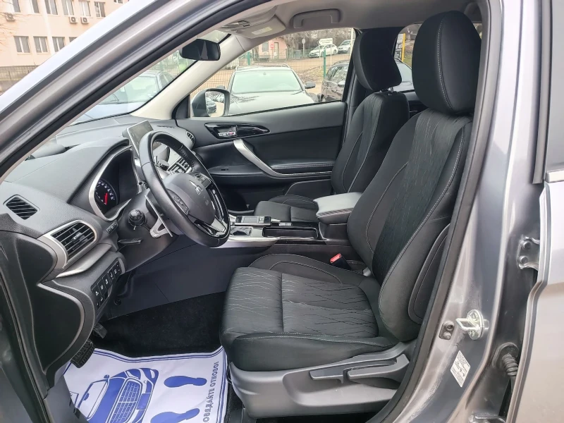 Mitsubishi Eclipse Cross 1.5Т-163кс-ШВЕЙЦАРИЯ-АВТОМАТ-4Х4-NAVI-KEYLESS, снимка 9 - Автомобили и джипове - 53447265