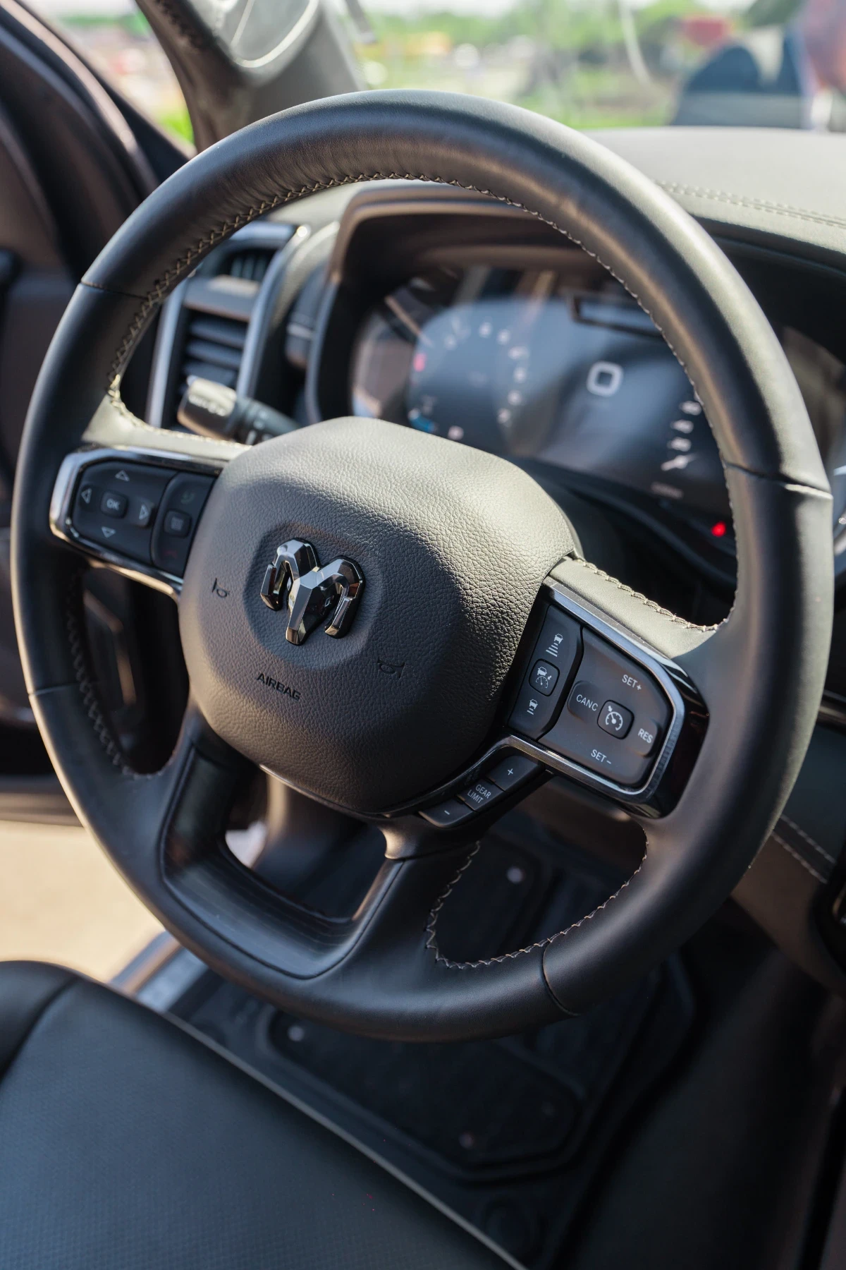 Dodge Ram 5.7 HEMI - изображение 8