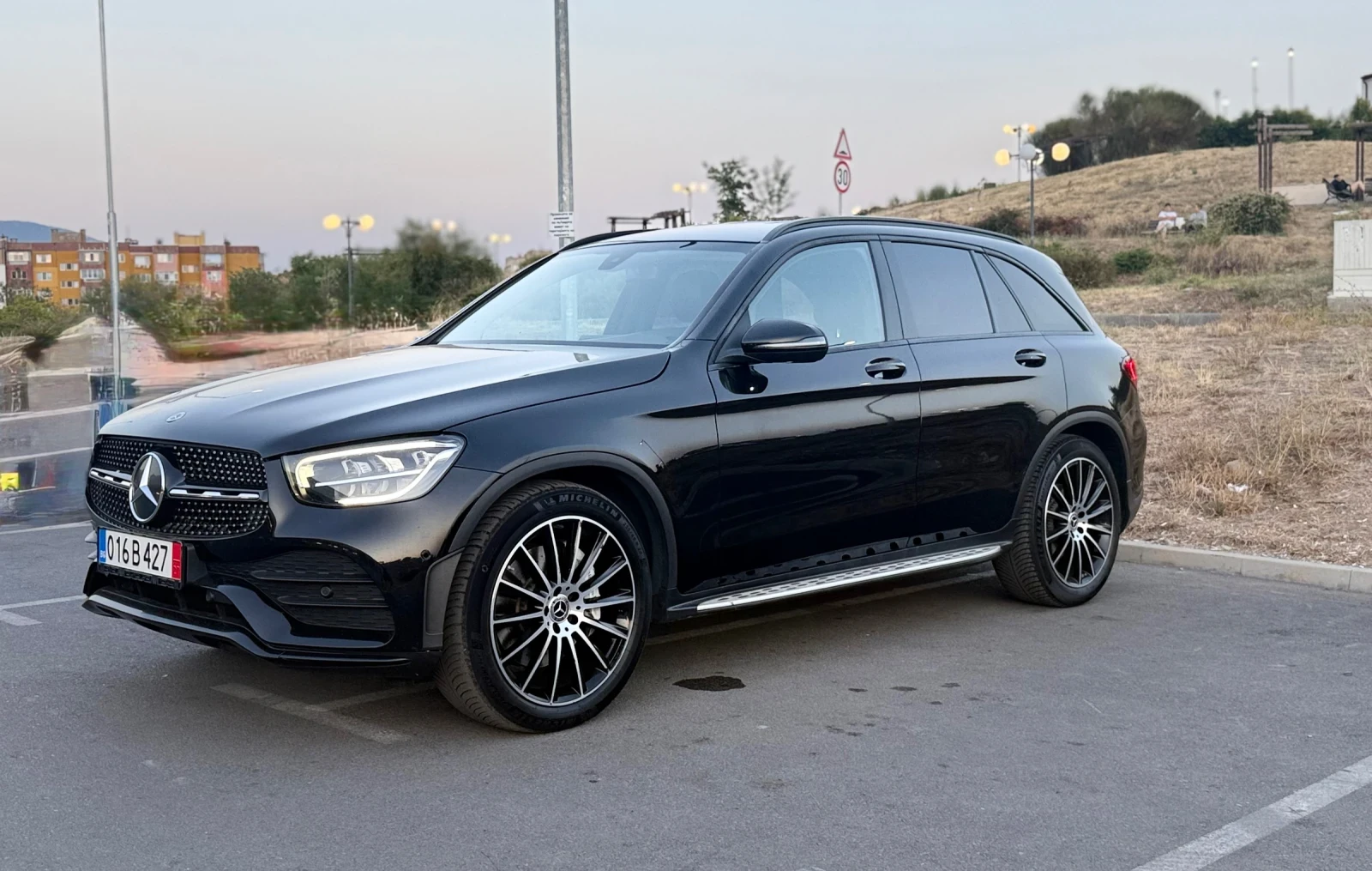 Mercedes-Benz GLC 220 AIRMATIC 4MATIC СОБСТВЕН ЛИЗИНГ - изображение 2