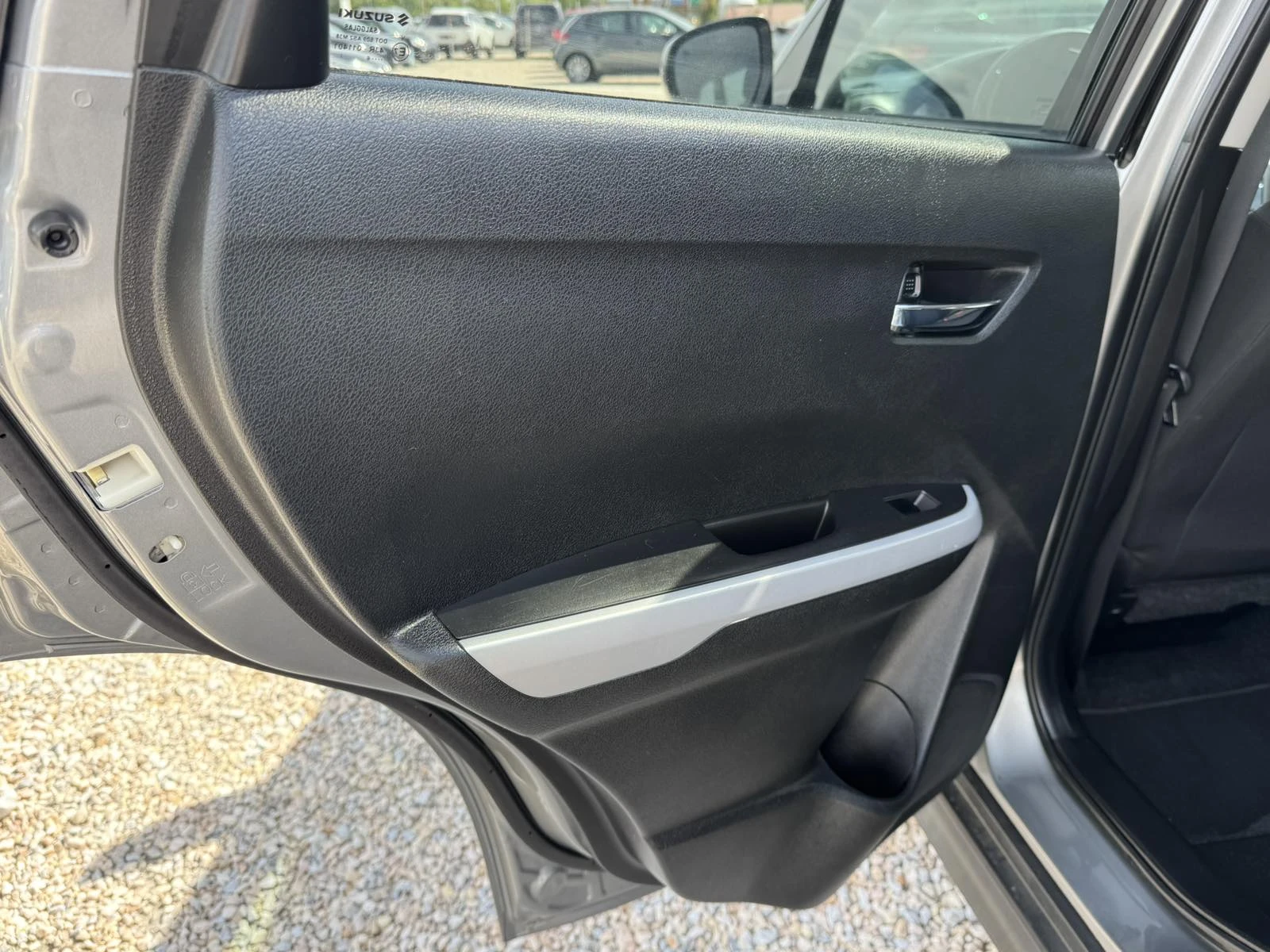Suzuki Vitara 1.6d ALL GRIP  EURO 6B - изображение 7