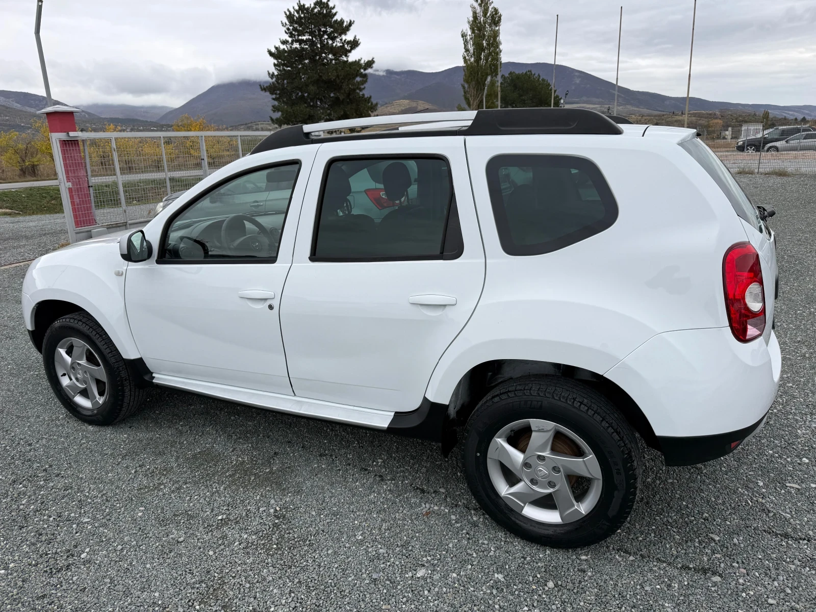 Dacia Duster (KATO НОВА) - изображение 9